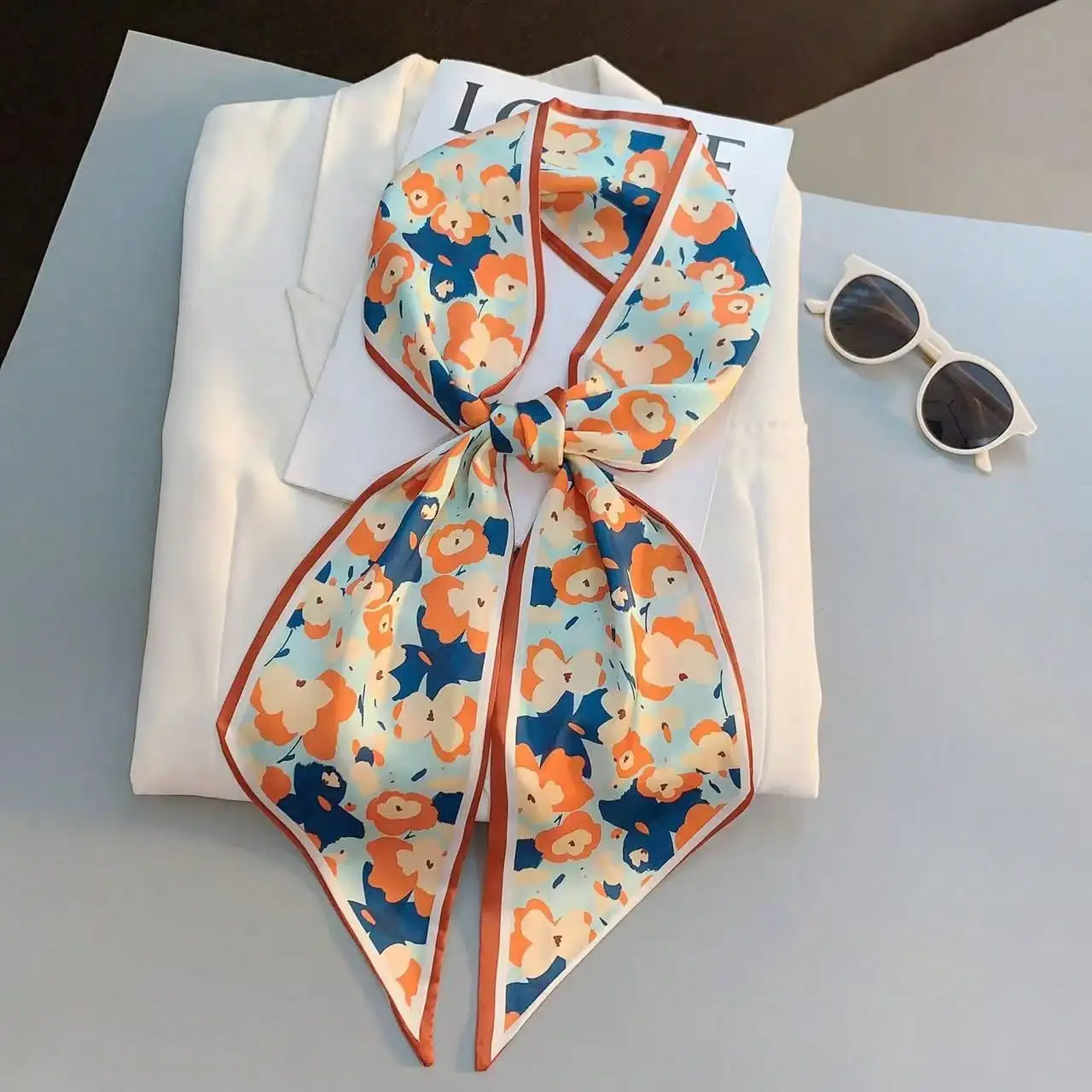 Écharpe carrée décontractée en - Silk Scarf Square avis et prix