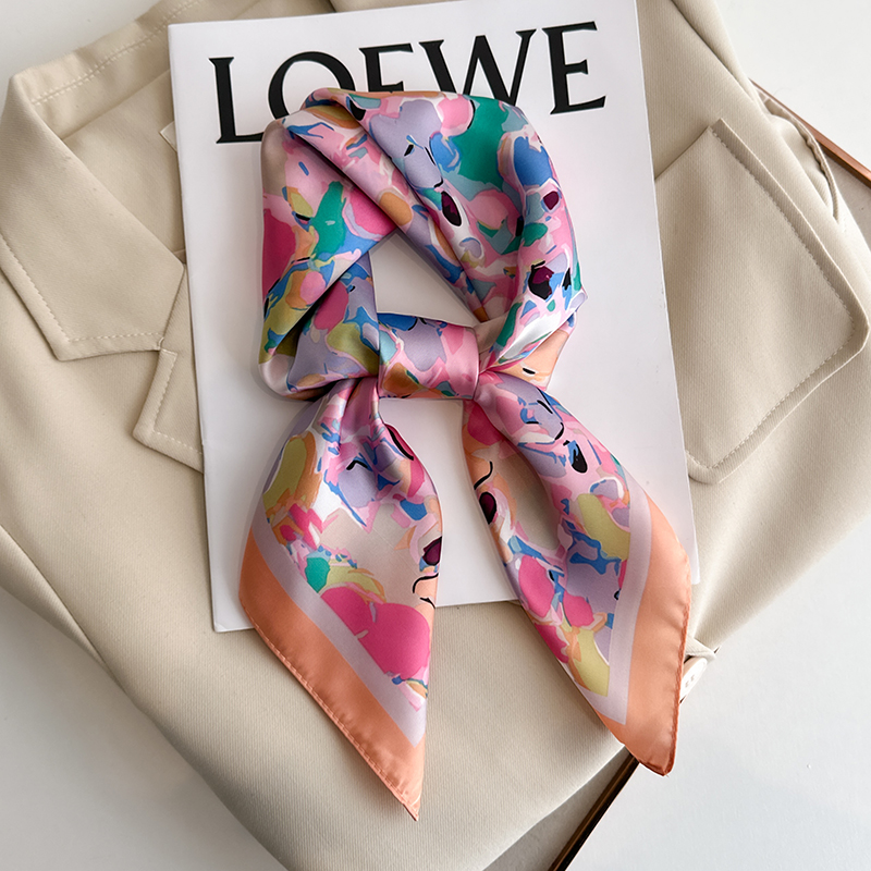 Foulard carré en soie imprimé  - Silk Scarf Square avis et prix