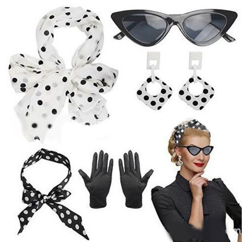 Ensemble de 5 pièces de costum - Women'S Accessories In The 1950S avis et prix