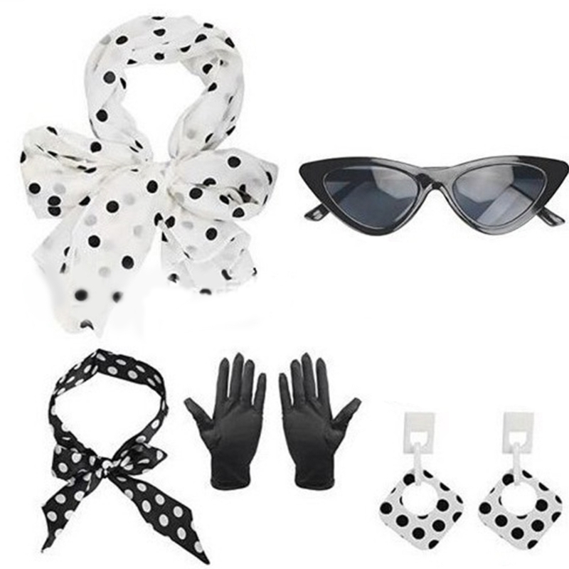 Ensemble de 5 pièces de costum - Women'S Accessories In The 1950S avis et prix