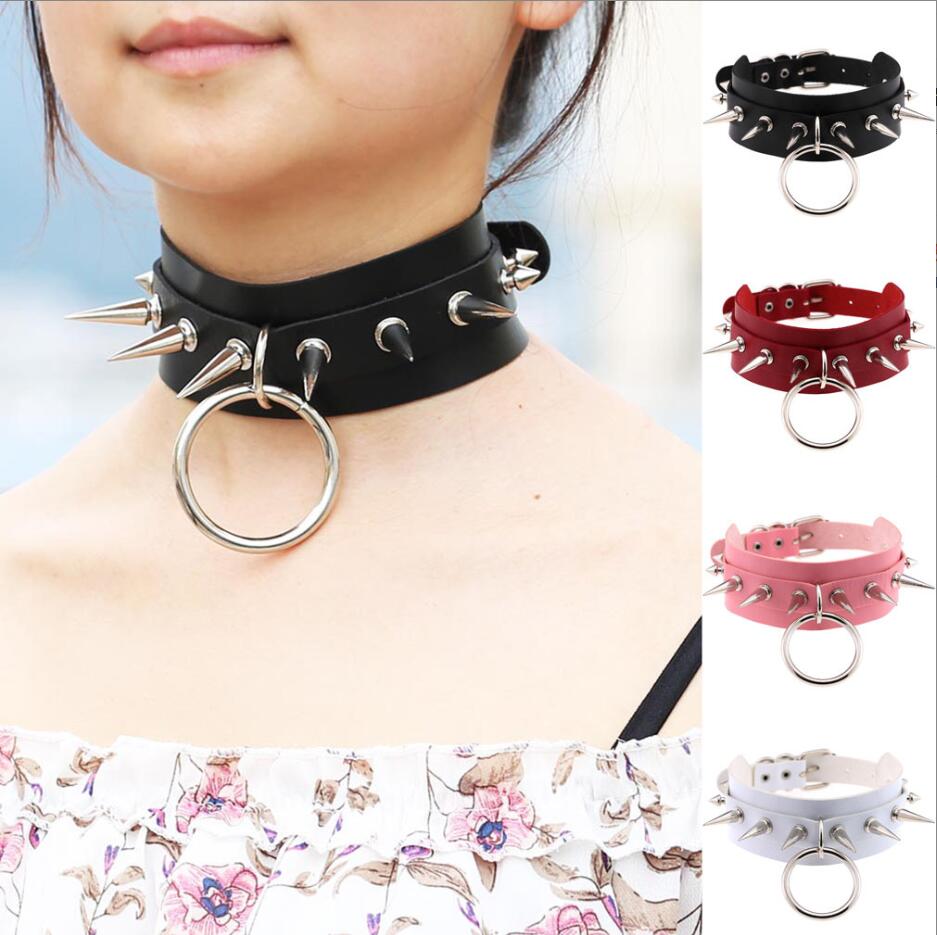 Tour de cou clouté à pointes l - Women'S Emo Accessories avis et prix
